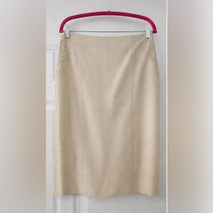 Elegant Cream Pencil Skirt with Subtle Lace Trim